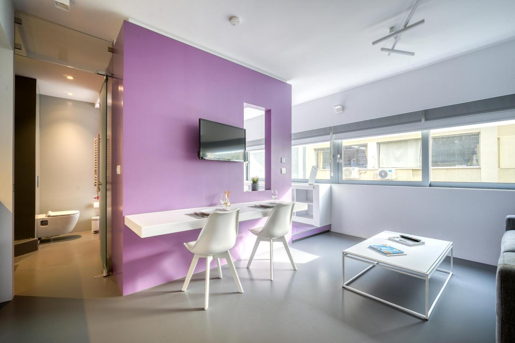 Apartment Color Cube