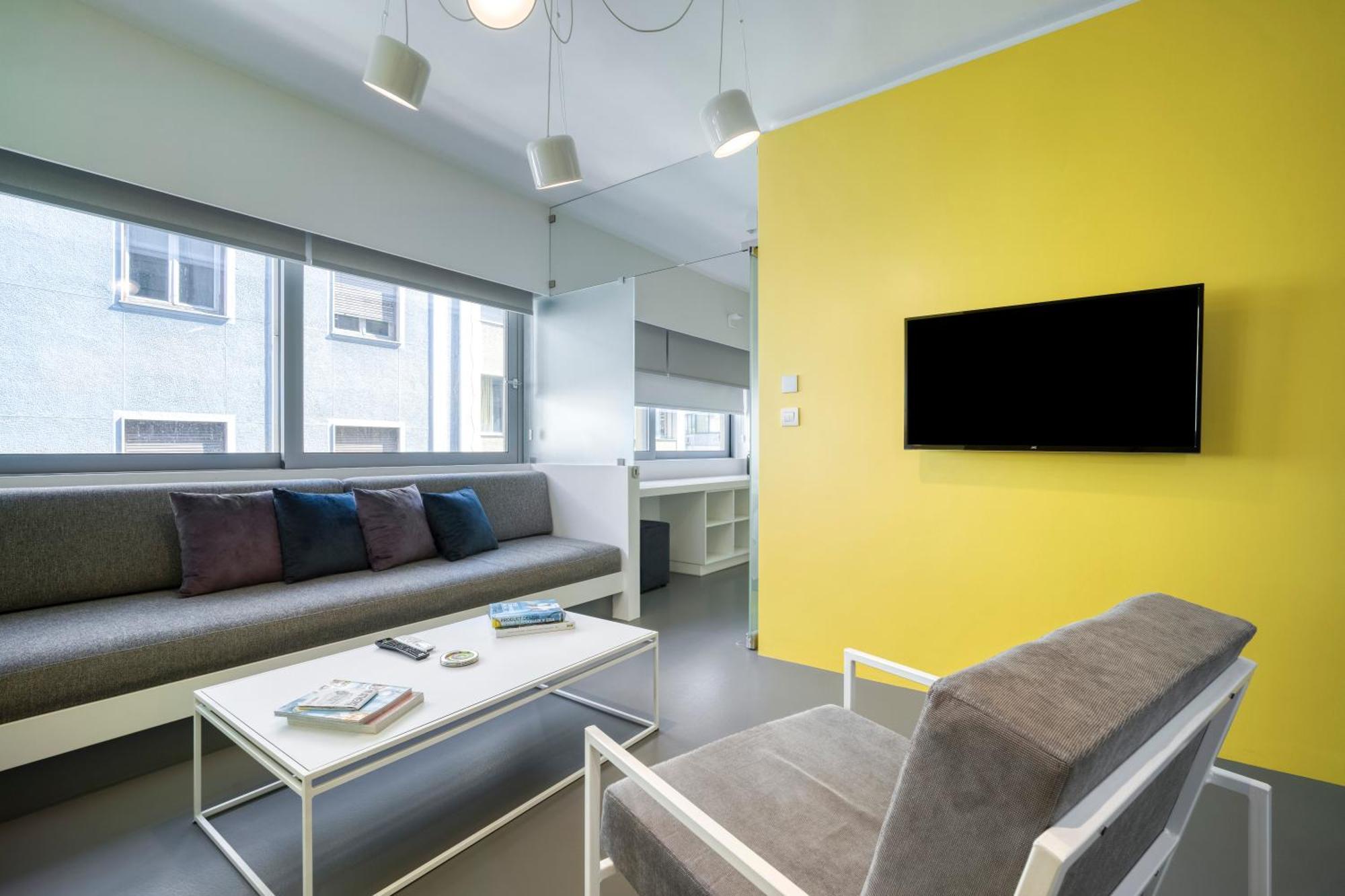 Apartment Color Cube