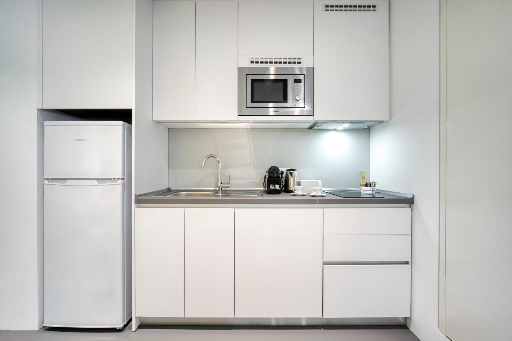 Apartment Color Cube *