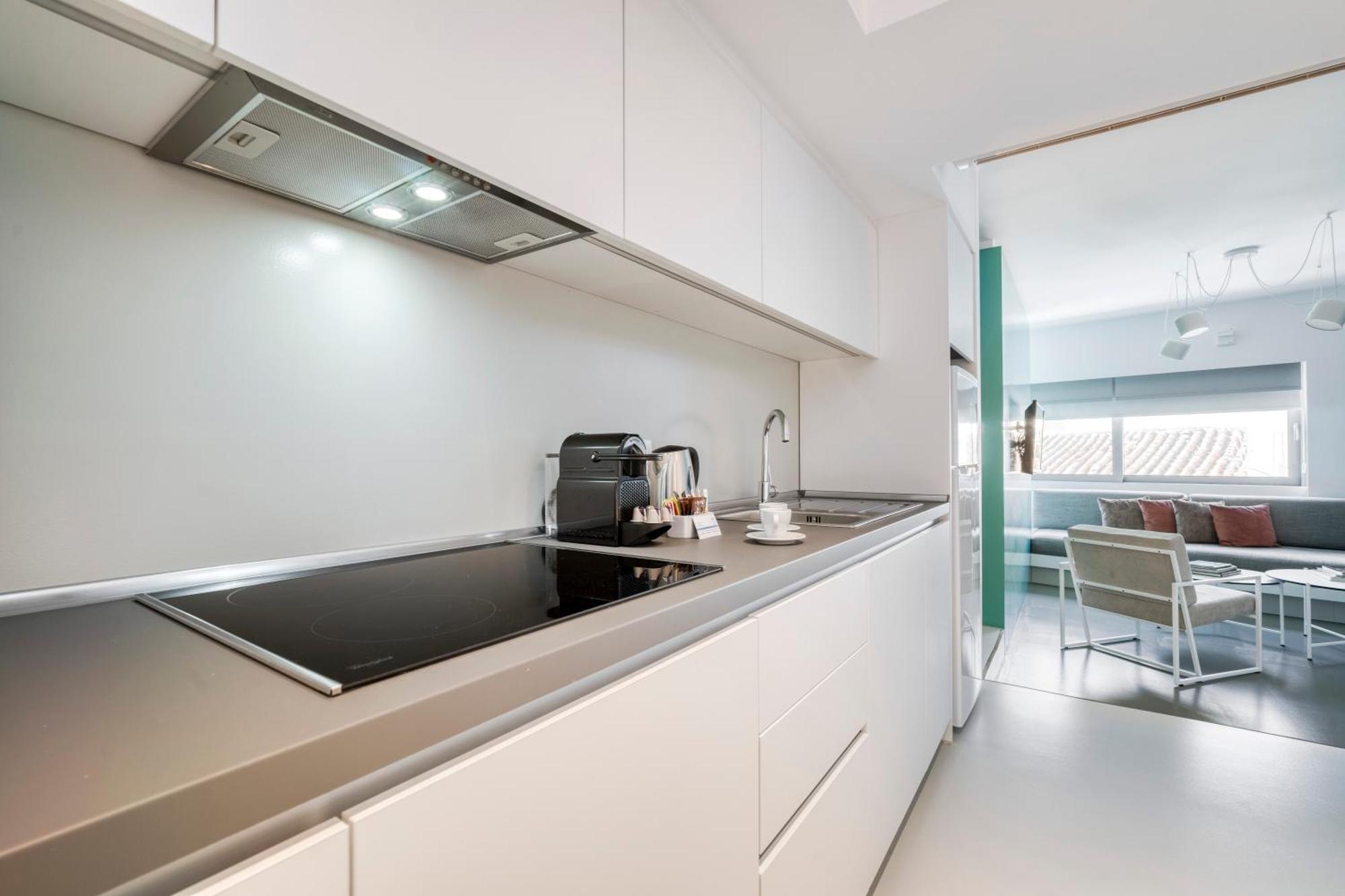 Apartment Color Cube